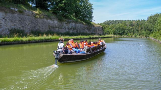 Bateau Passagers 1